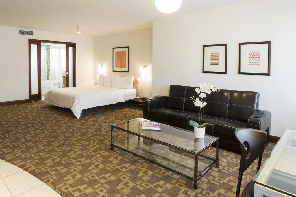 C Ocean Rentals At Strand Ocean Drive (Adults Only) ميامي بيتش المظهر الخارجي الصورة