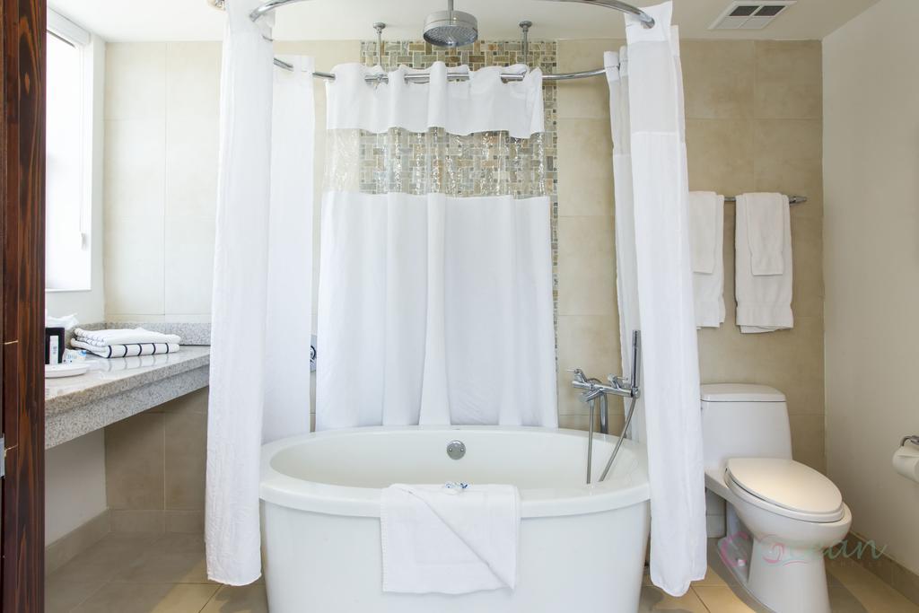 C Ocean Rentals At Strand Ocean Drive (Adults Only) ميامي بيتش المظهر الخارجي الصورة