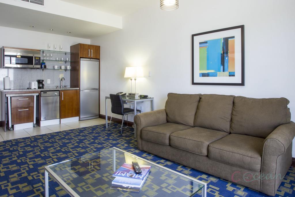 C Ocean Rentals At Strand Ocean Drive (Adults Only) ميامي بيتش المظهر الخارجي الصورة