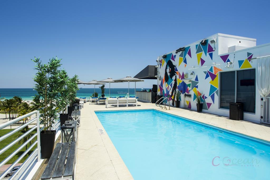 C Ocean Rentals At Strand Ocean Drive (Adults Only) ميامي بيتش المظهر الخارجي الصورة