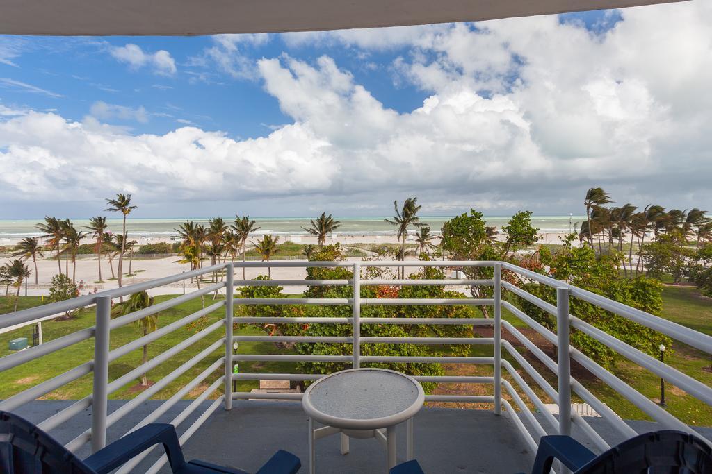 C Ocean Rentals At Strand Ocean Drive (Adults Only) ميامي بيتش المظهر الخارجي الصورة