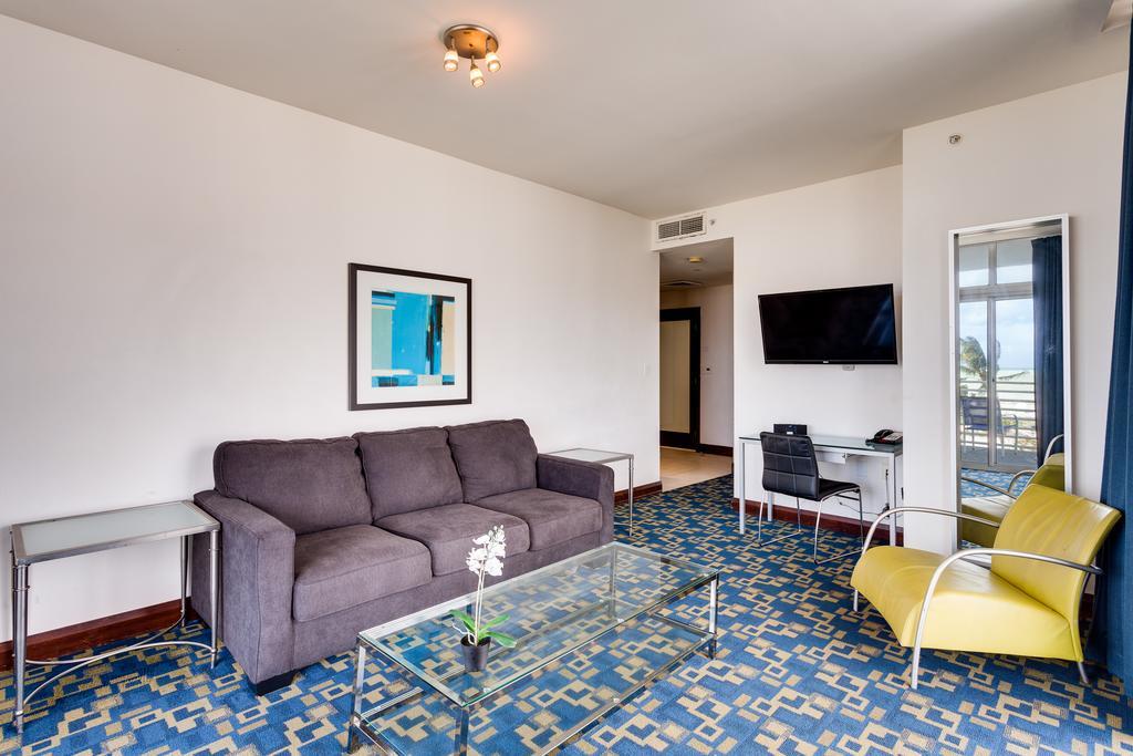 C Ocean Rentals At Strand Ocean Drive (Adults Only) ميامي بيتش المظهر الخارجي الصورة