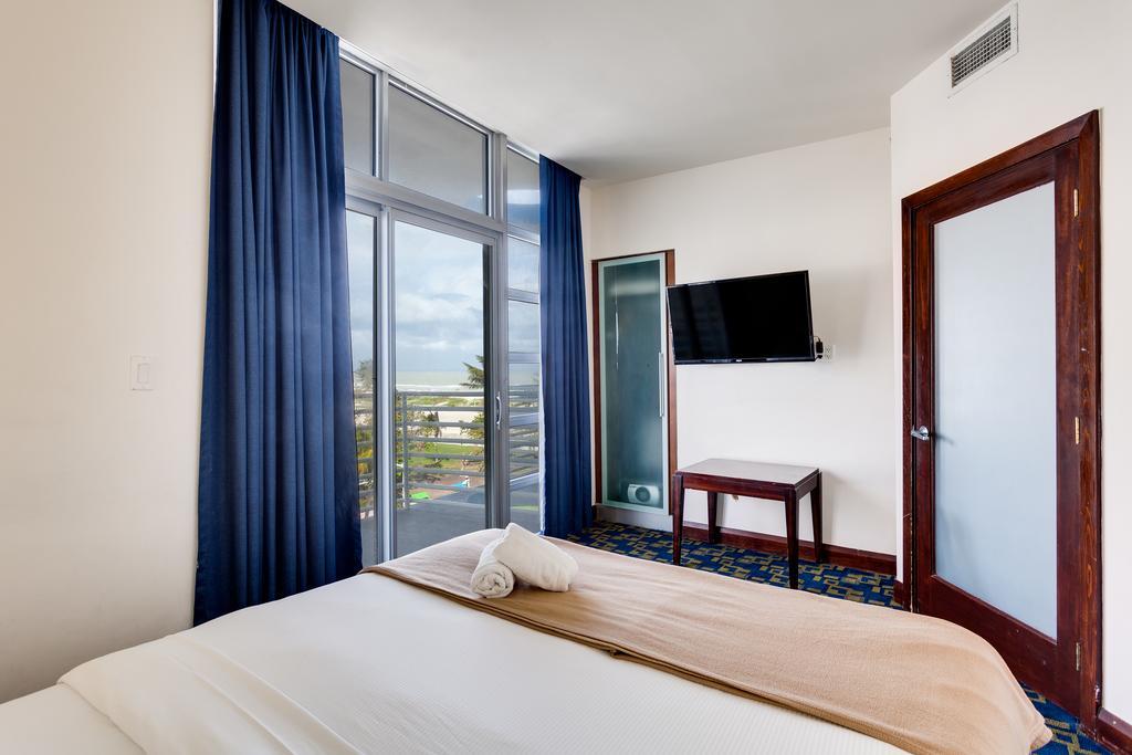 C Ocean Rentals At Strand Ocean Drive (Adults Only) ميامي بيتش المظهر الخارجي الصورة