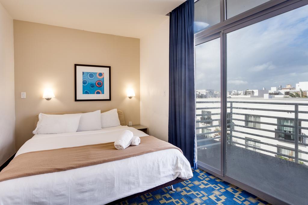 C Ocean Rentals At Strand Ocean Drive (Adults Only) ميامي بيتش المظهر الخارجي الصورة