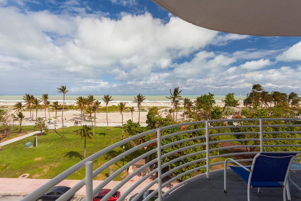 C Ocean Rentals At Strand Ocean Drive (Adults Only) ميامي بيتش المظهر الخارجي الصورة