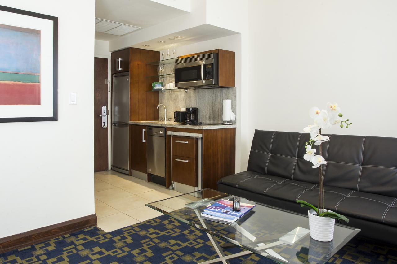 C Ocean Rentals At Strand Ocean Drive (Adults Only) ميامي بيتش المظهر الخارجي الصورة